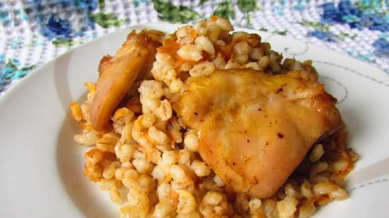 Barley baked with chicken in the oven