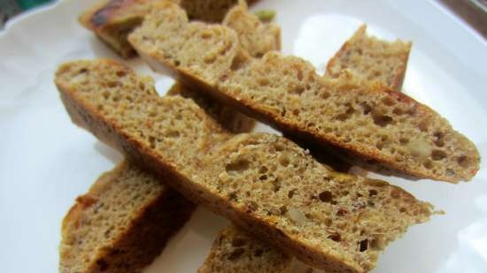 Bread with seeds and carrots or pumpkin (oven)