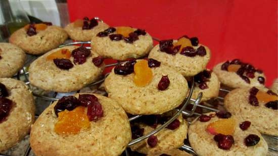 Buckwheat cookies with honey and dried fruits