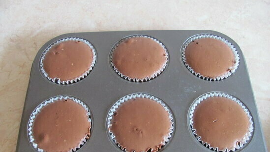 Chocolate mini cheesecakes