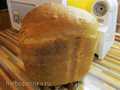 Wheat bread with semolina and honey