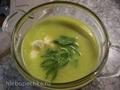 Leek soup with chicken broth