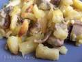 Fried potatoes with mushrooms in the Princess 115000 pizza maker