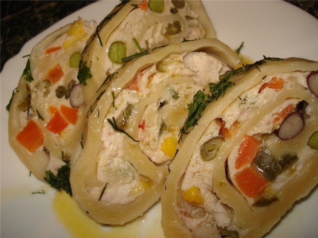 Steam roll with Mexican mixture (multicooker Stadler Form)